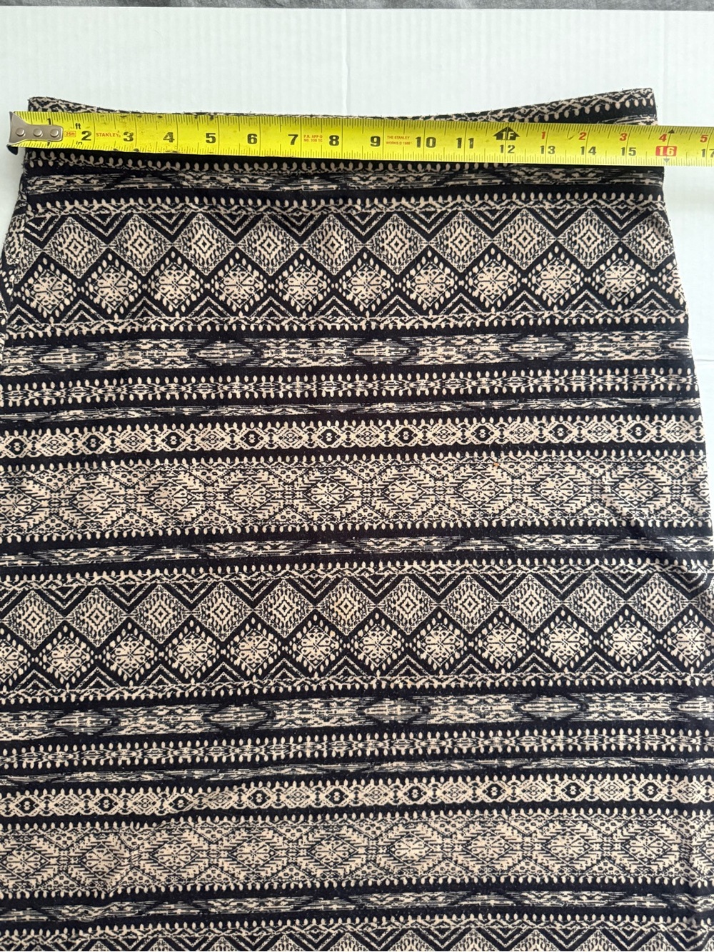 Patterned Maxi Skirt in Black and Cream - Picture 4 of 5
